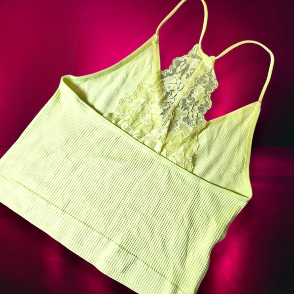 So Seamless lace back cami - Picture 4 of 7